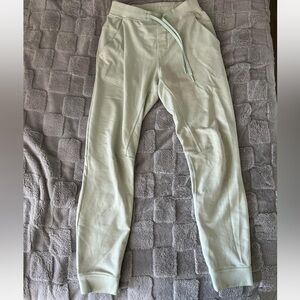 Lululemon men’s S mint joggers